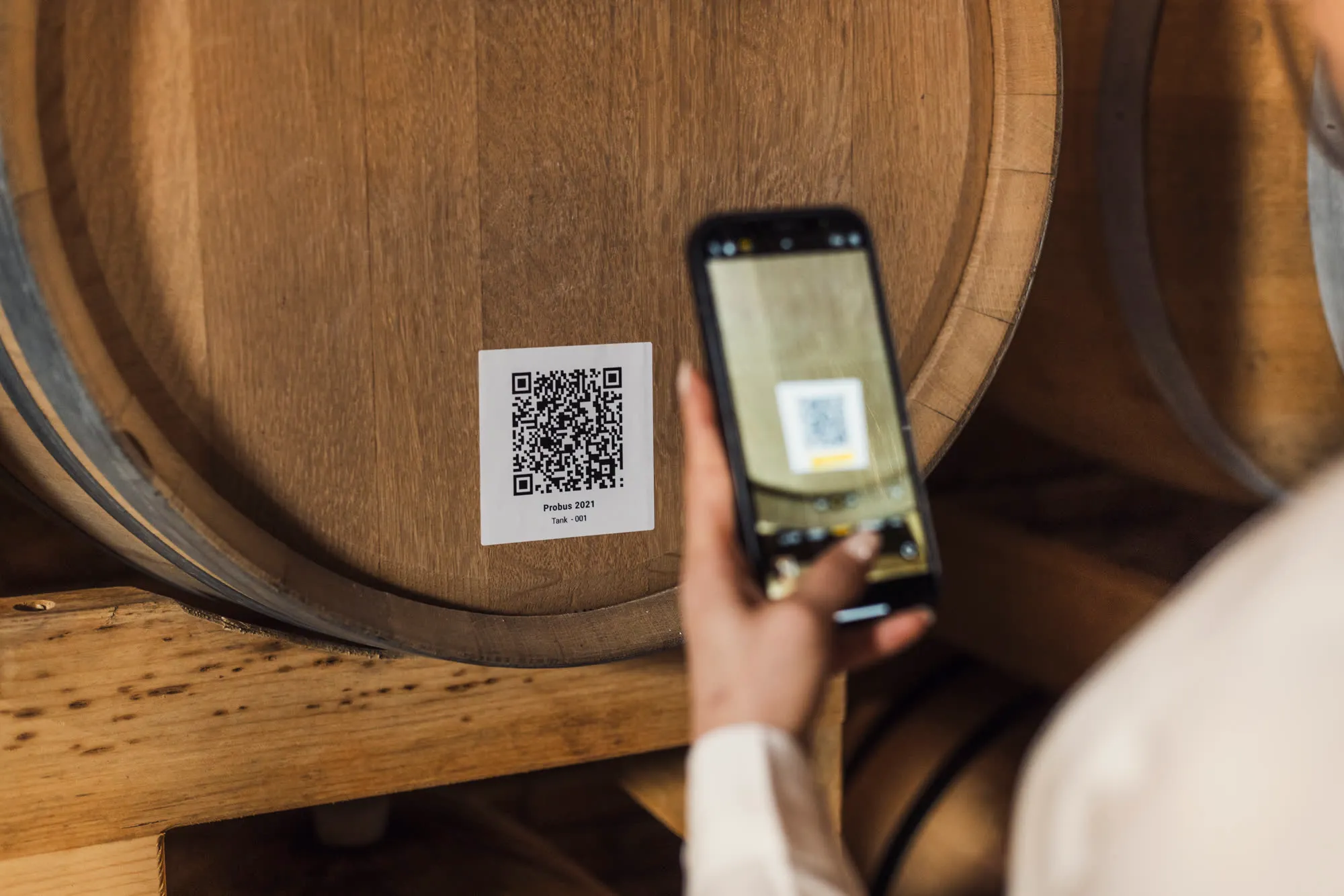 Skeniranje QR koda na buretu telefonom